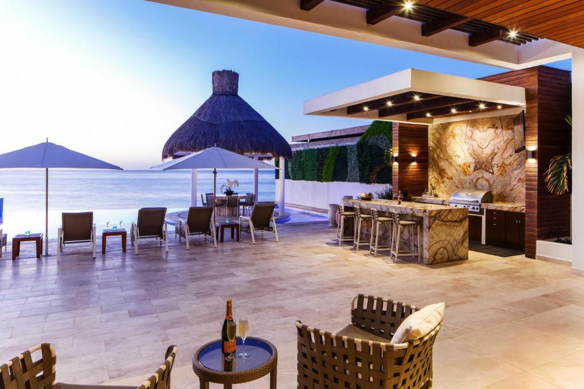 Ultra Exclusive Beachfront Villa Just Steps From The Sand With Butler Included San José del Cabo Exterior foto